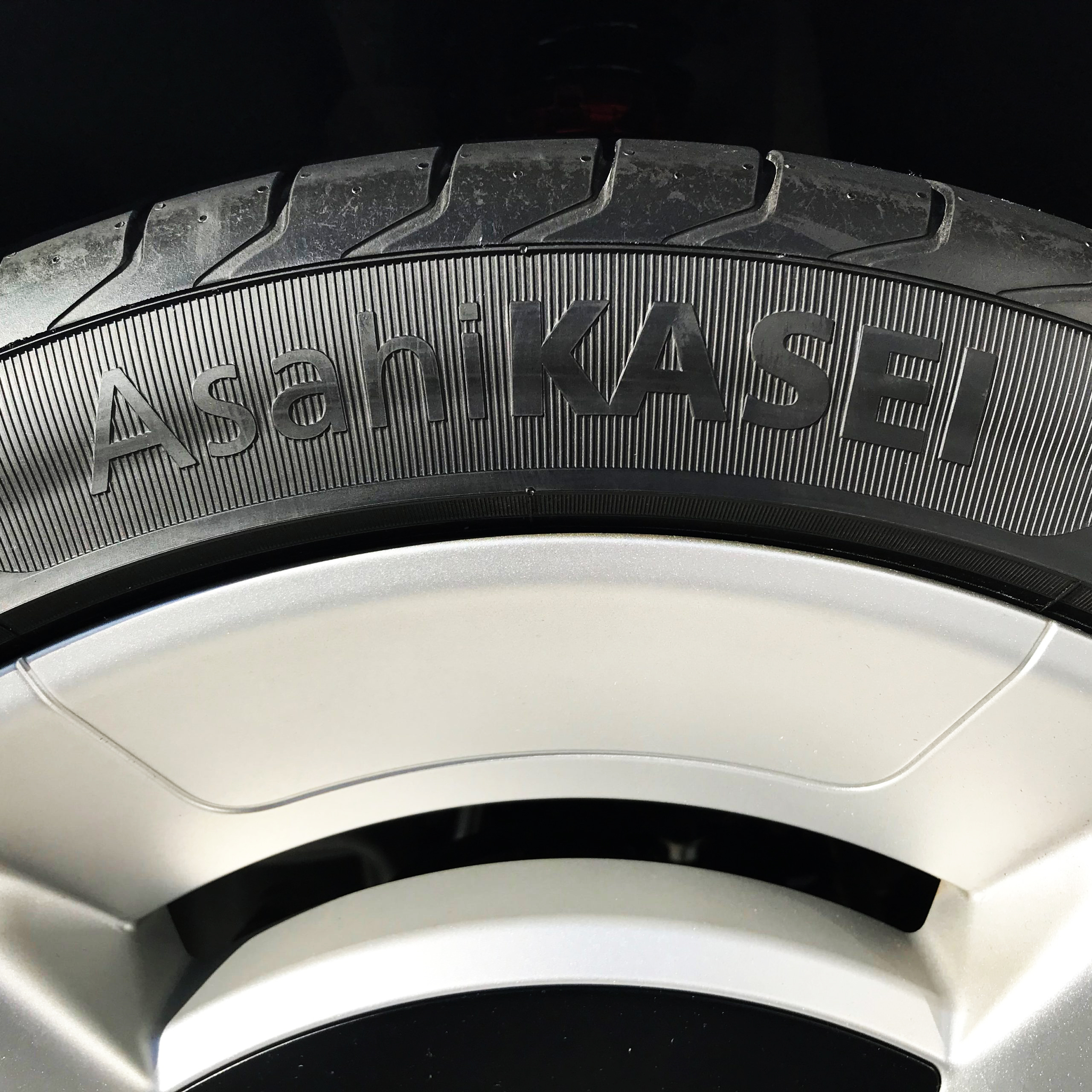 Autoreifen, Asahi Kasei. Öko-Reifen, automotive exterieur