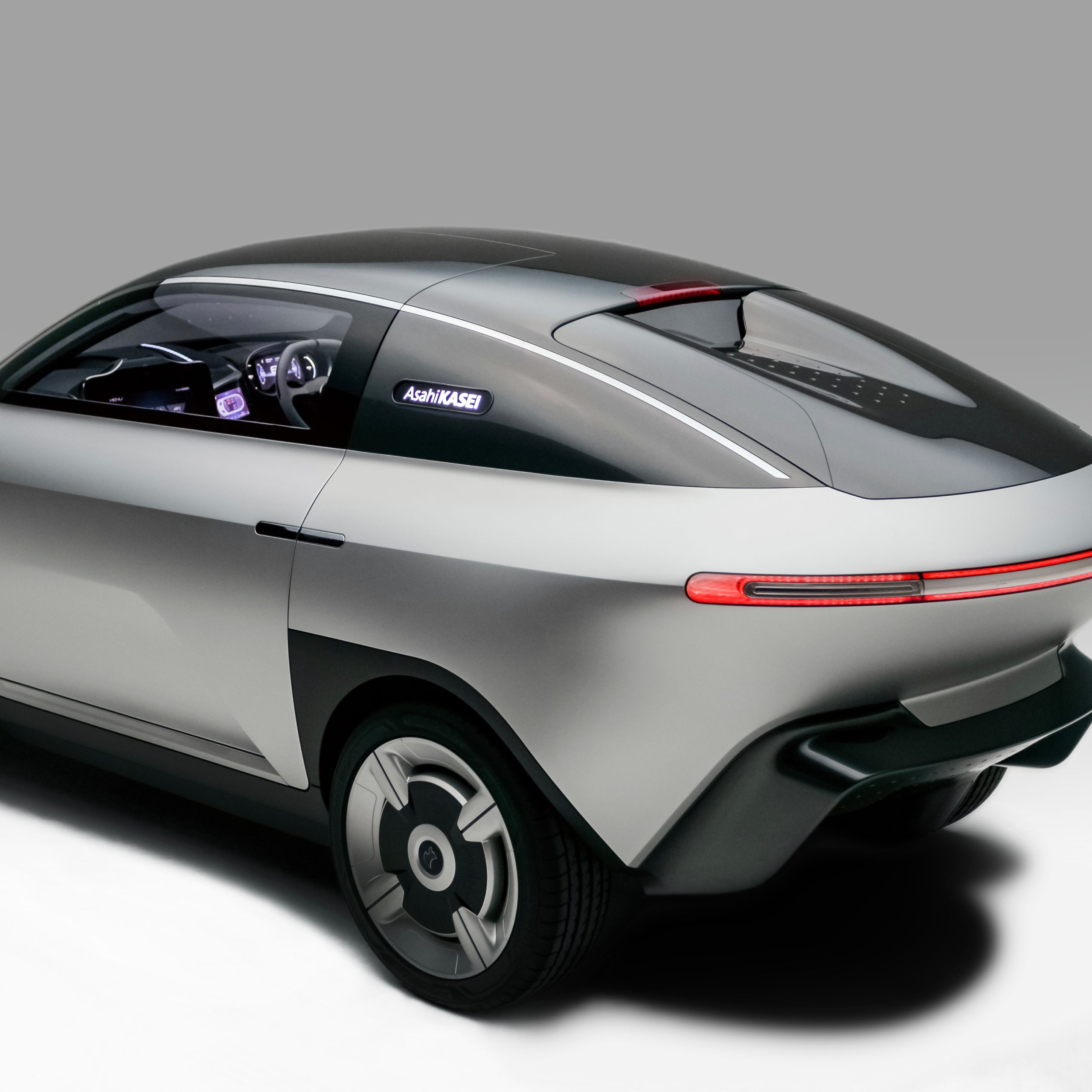 futuristic car, automotive exterieur, aluminiumpaste